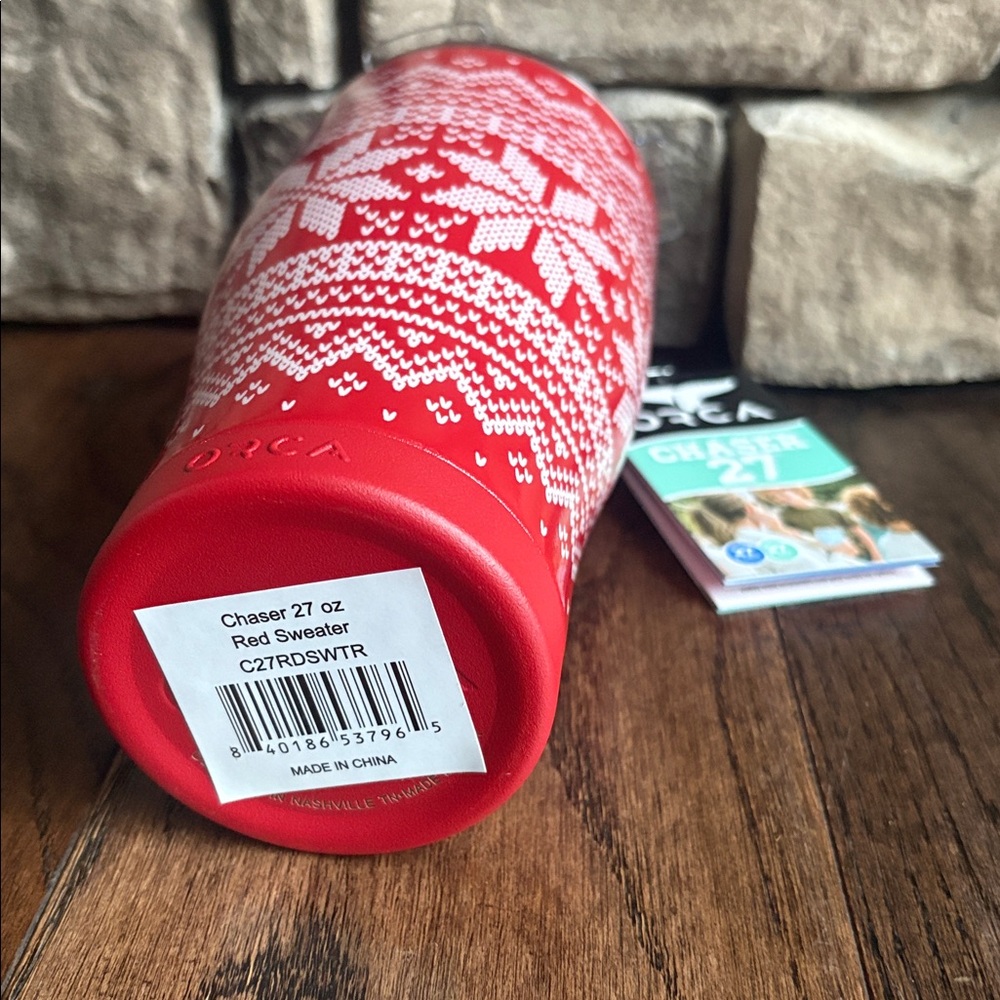 Orca Chaser 27 ounce red sweater mug - Picture 2 of 4
